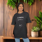 Oversized T-Shirt zur Schwangerschafts- verkündung "coming soon"